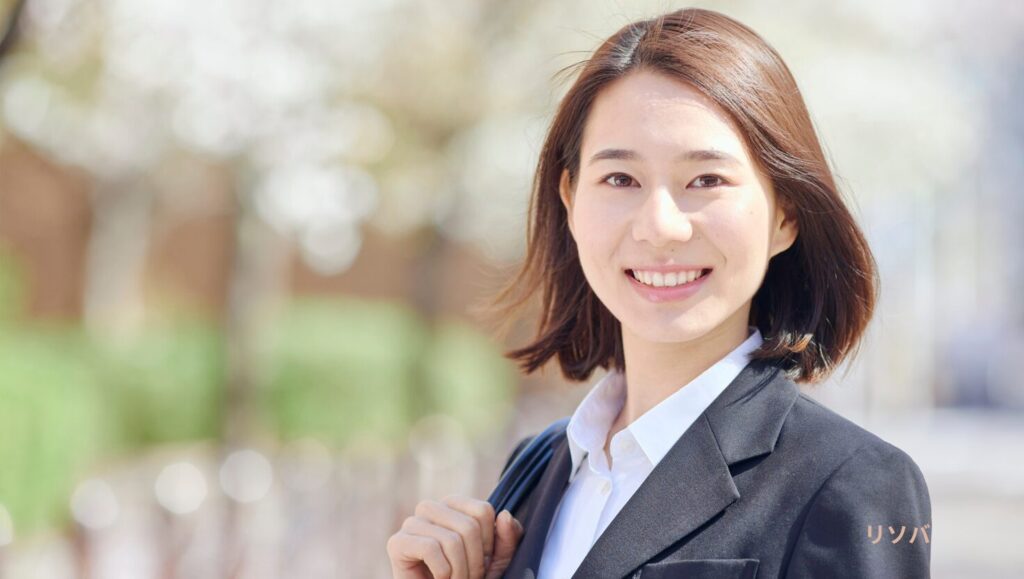元気に働く女性