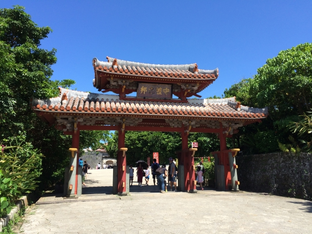 朱里門